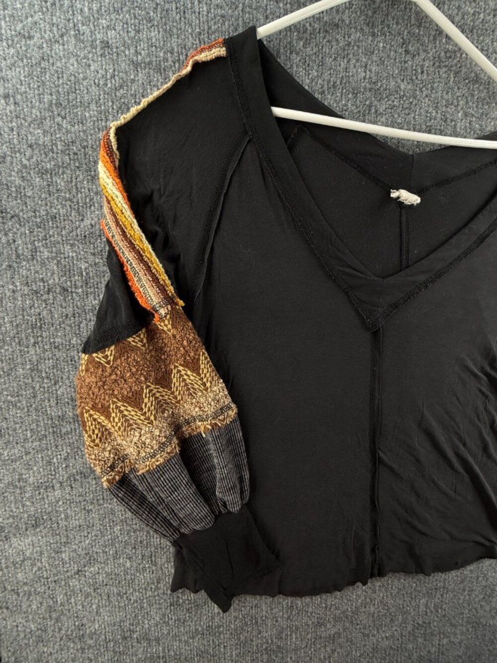 POL Rayon Spandex Stretchy Black Lightweight Top Knit Sleeves Boho V Neck Medium - Picture 2 of 16